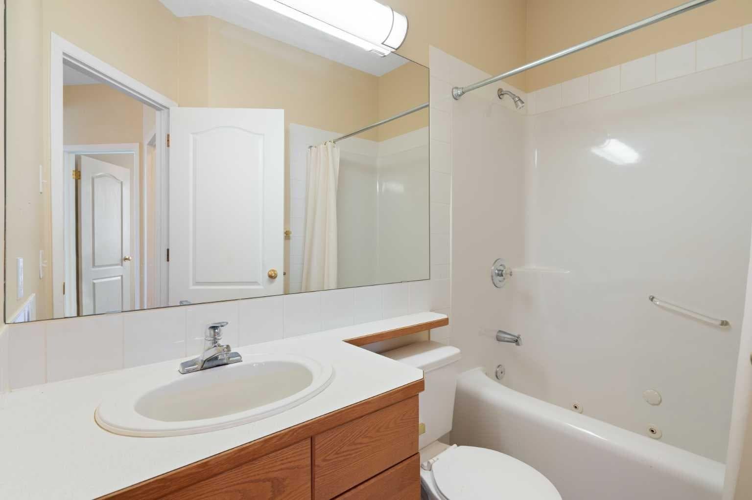 ., 2107 Patterson View SW