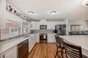 420 Whitehorn Place NE