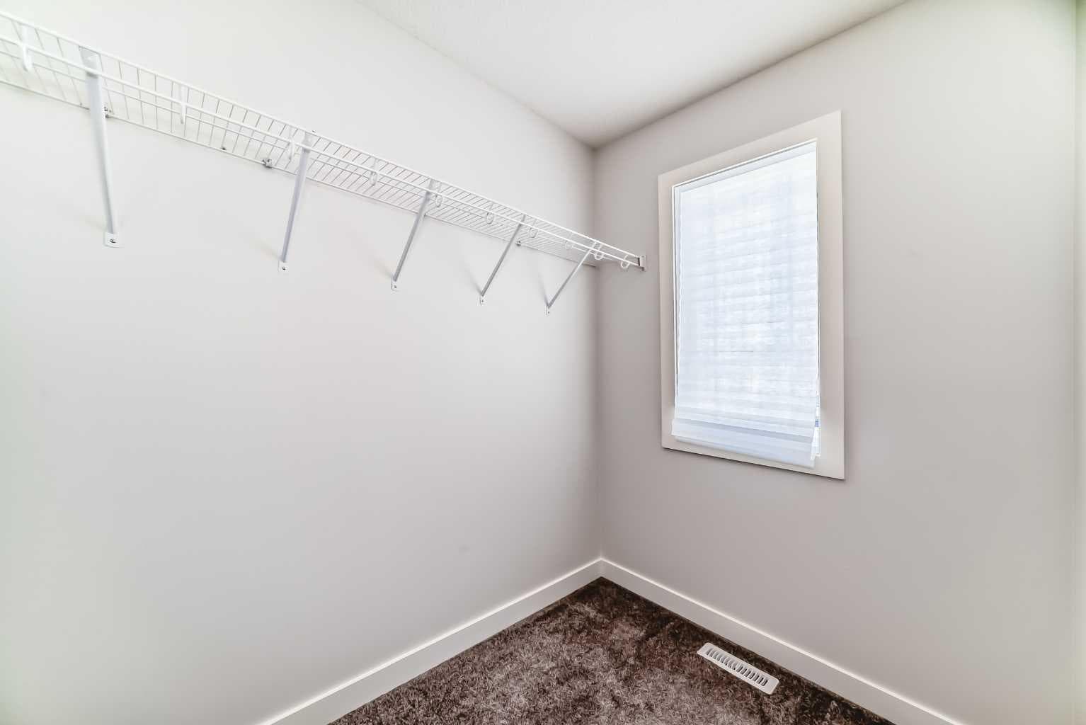 121 Ambleside Heath NW