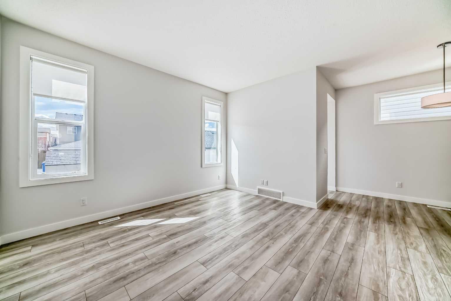 121 Ambleside Heath NW