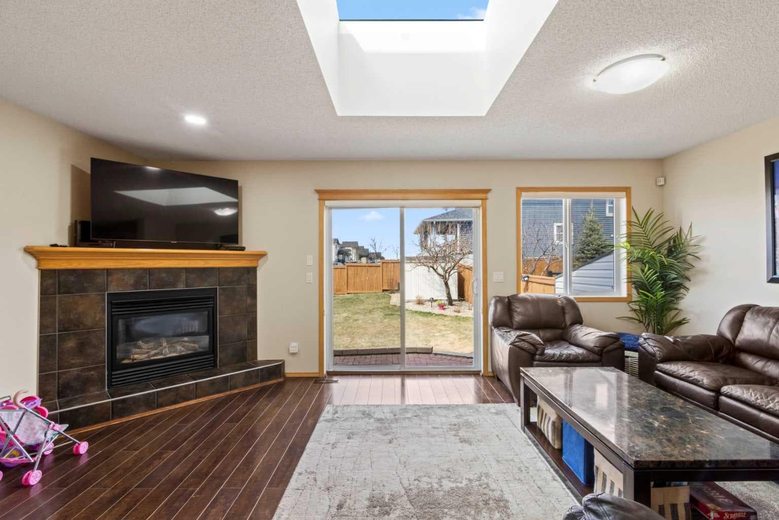 10 Taralea Bay NE