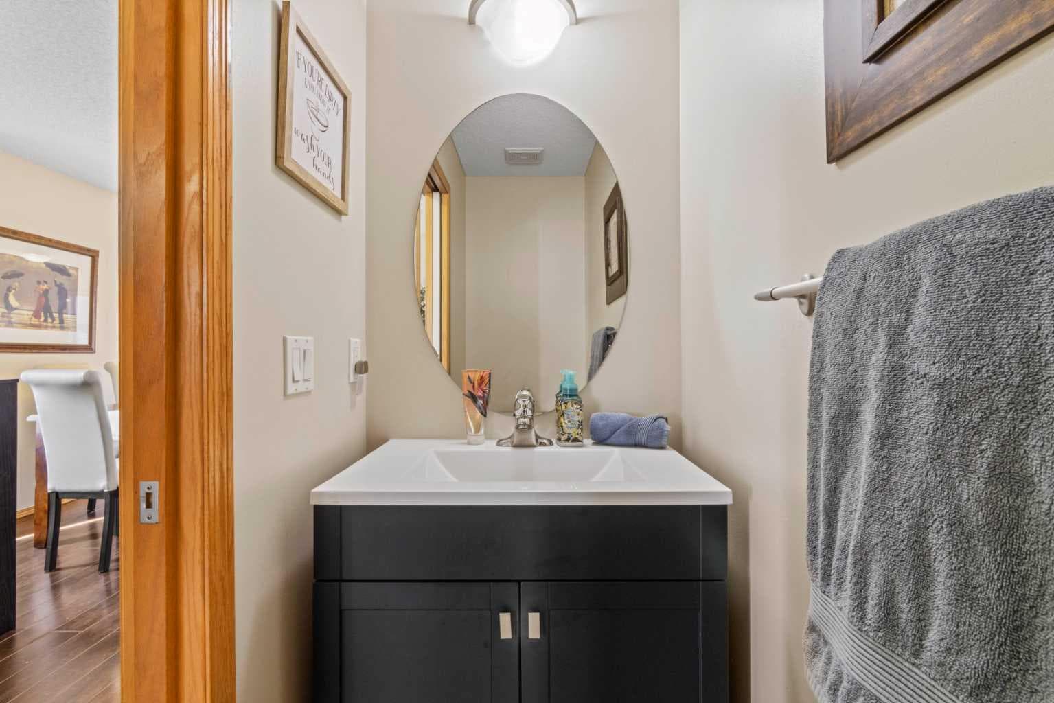 10 Taralea Bay NE