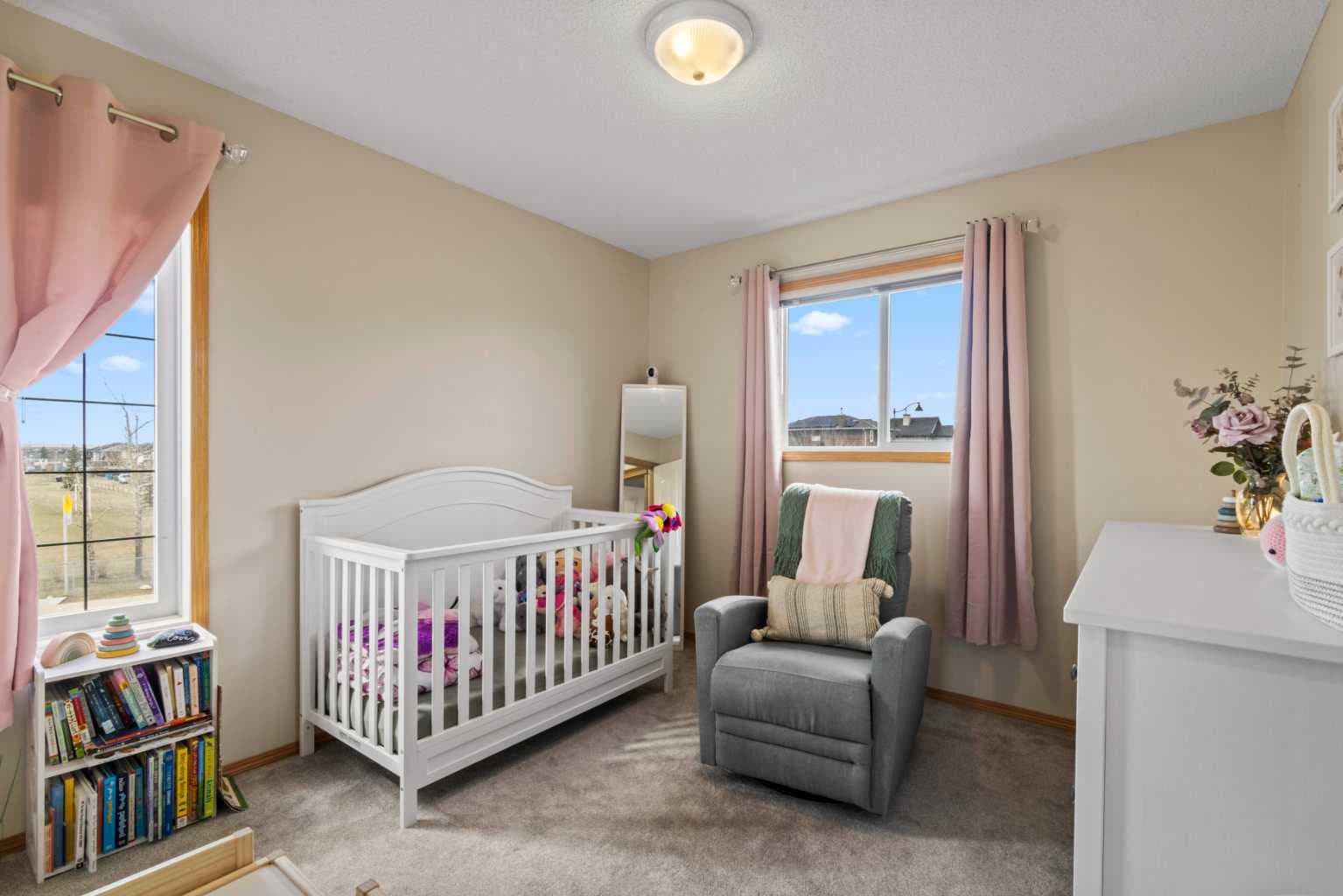 10 Taralea Bay NE