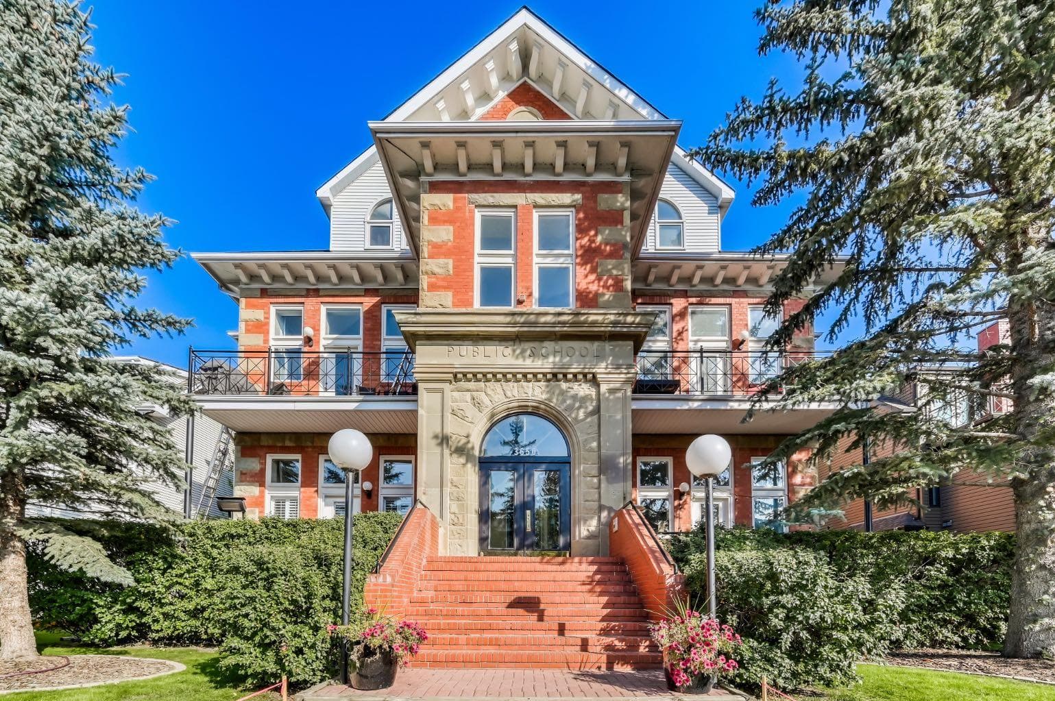 202, 3650 2 Street SW