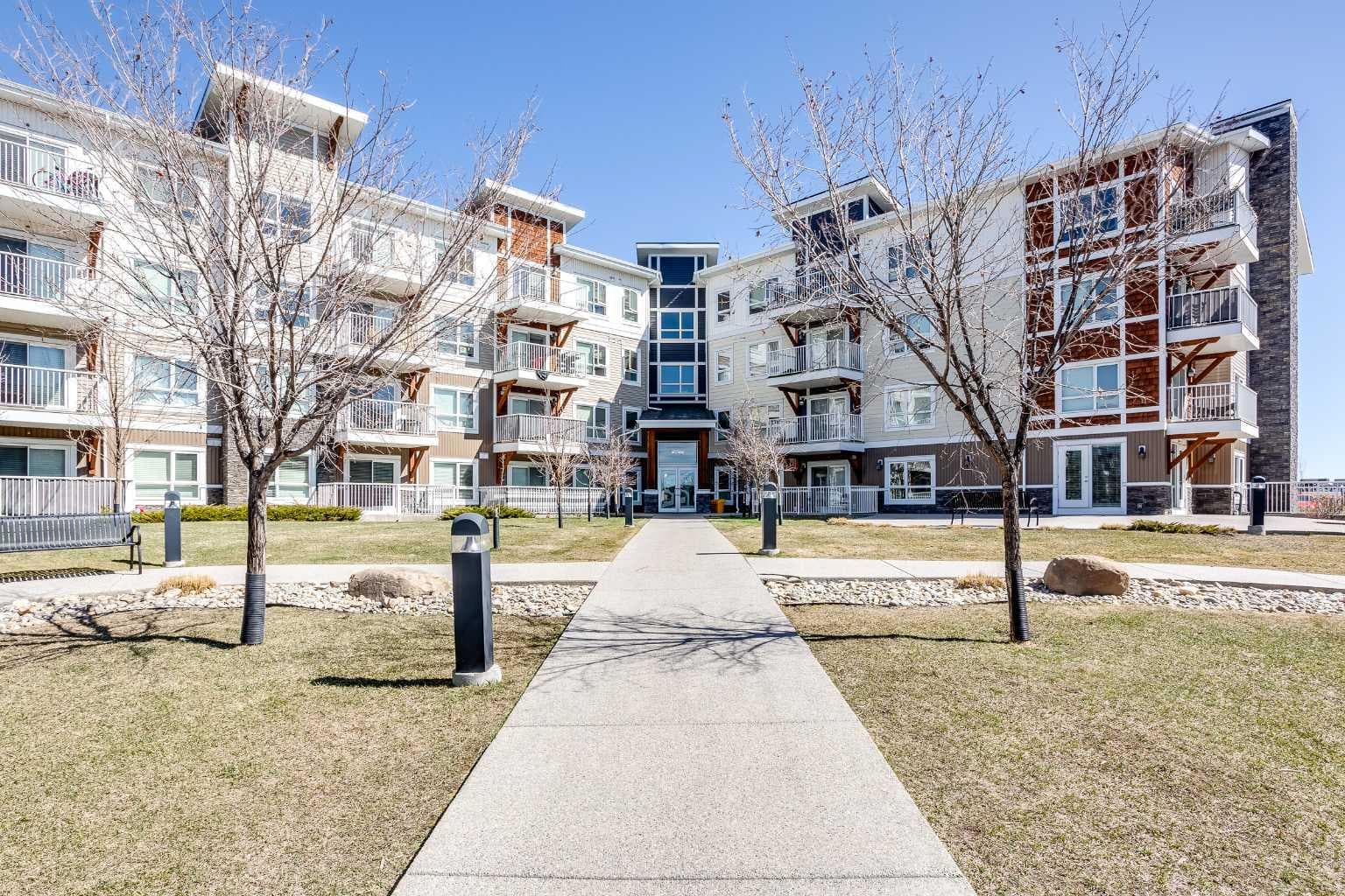 2406, 302 Skyview Ranch Drive NE