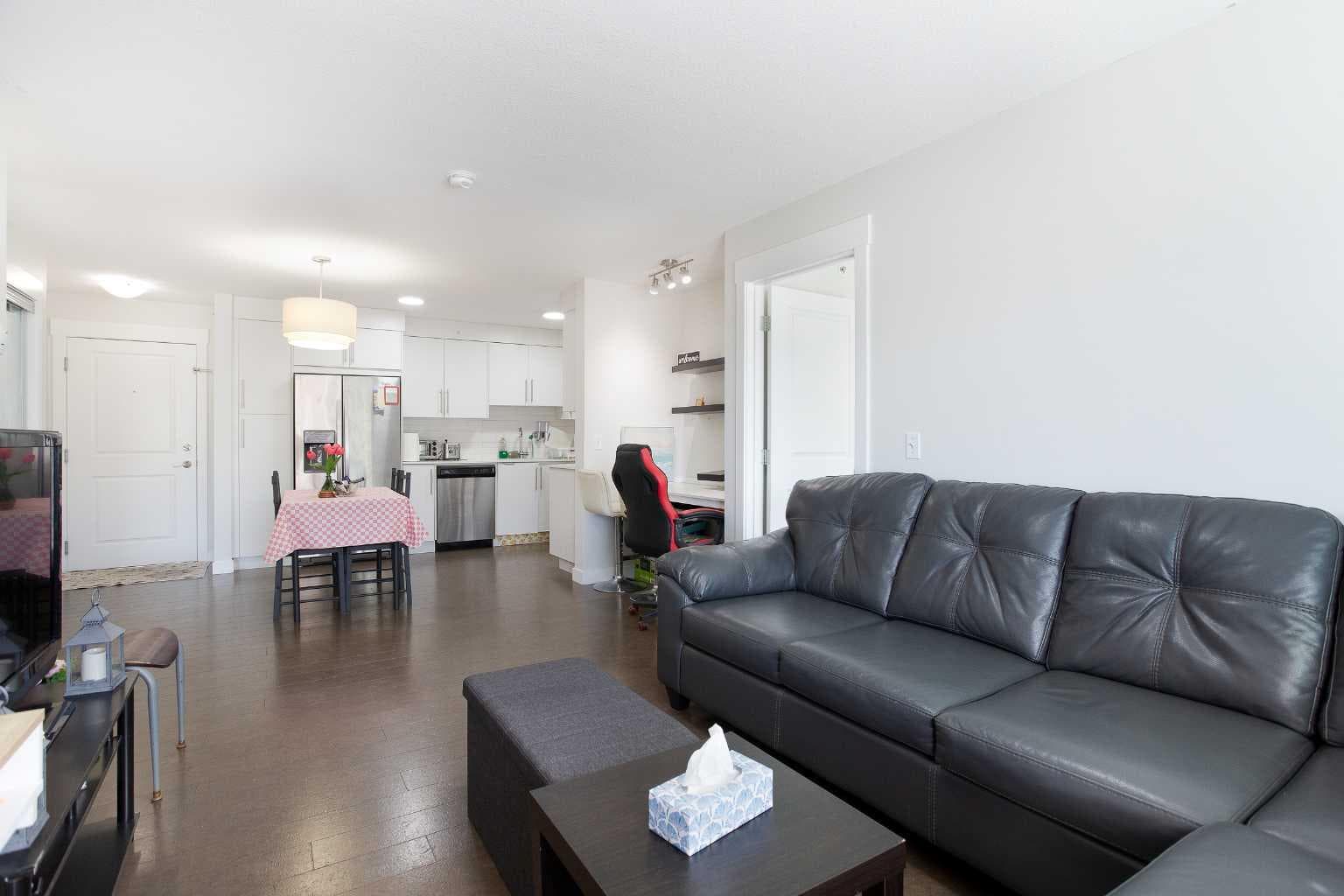 2406, 302 Skyview Ranch Drive NE