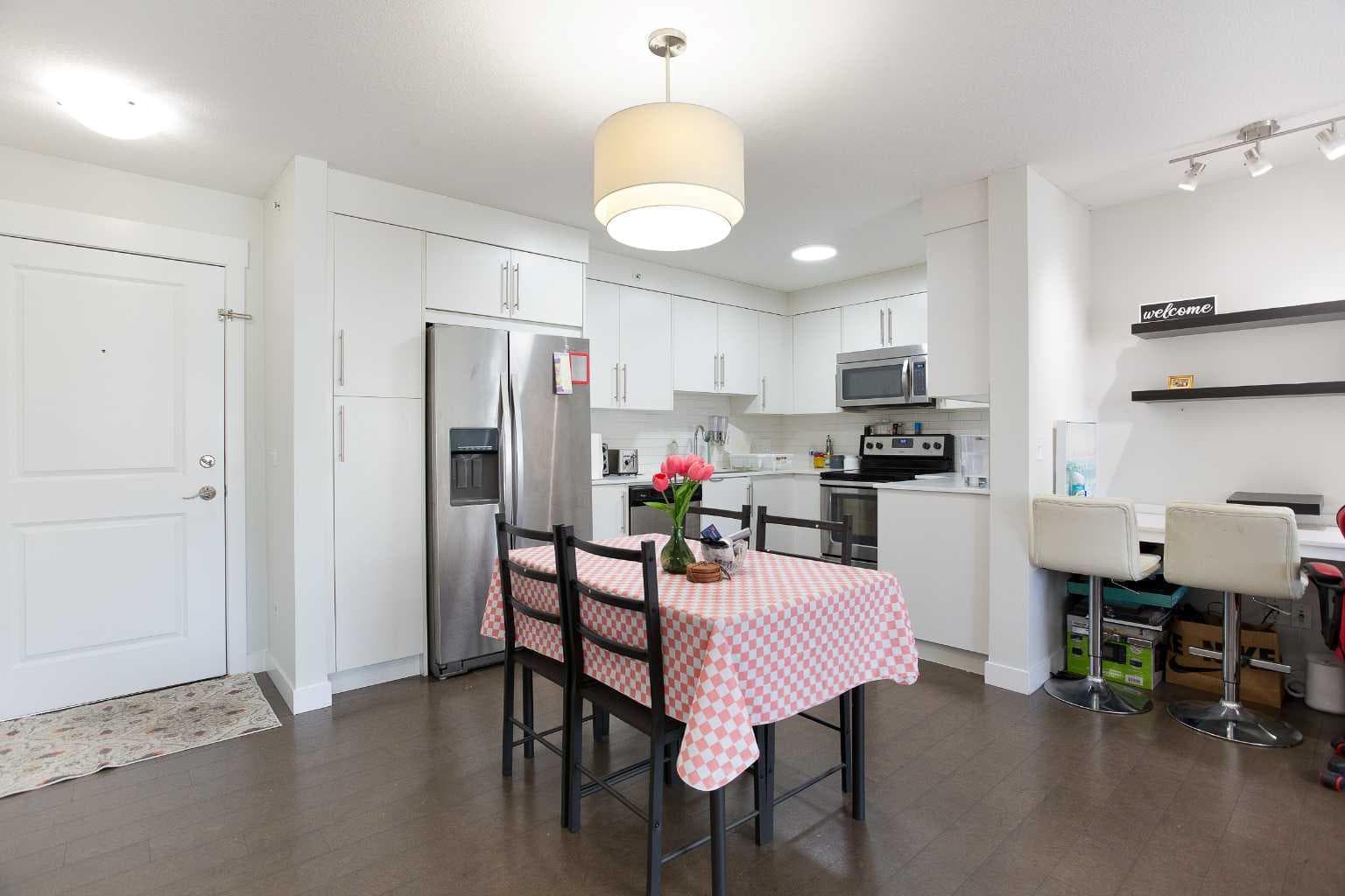 2406, 302 Skyview Ranch Drive NE