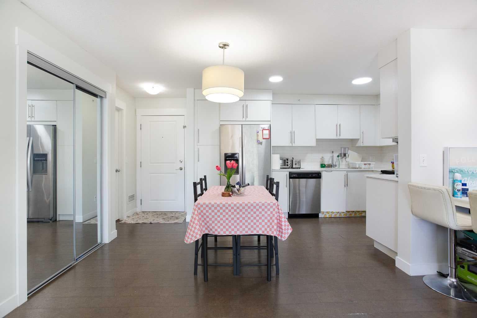 2406, 302 Skyview Ranch Drive NE