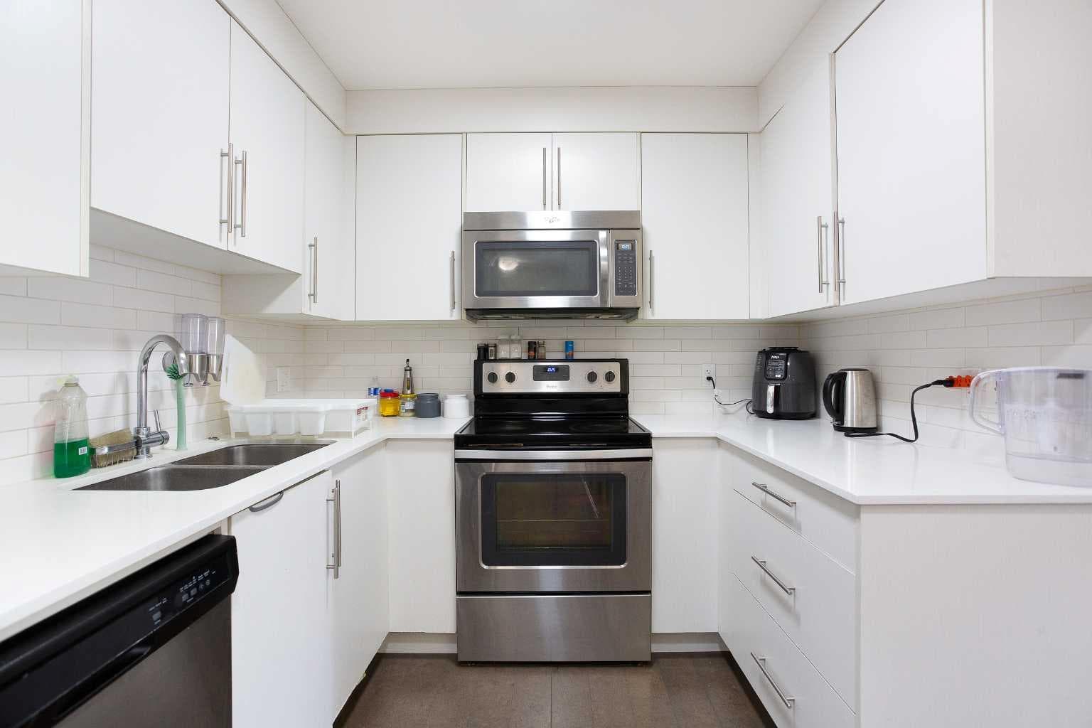 2406, 302 Skyview Ranch Drive NE