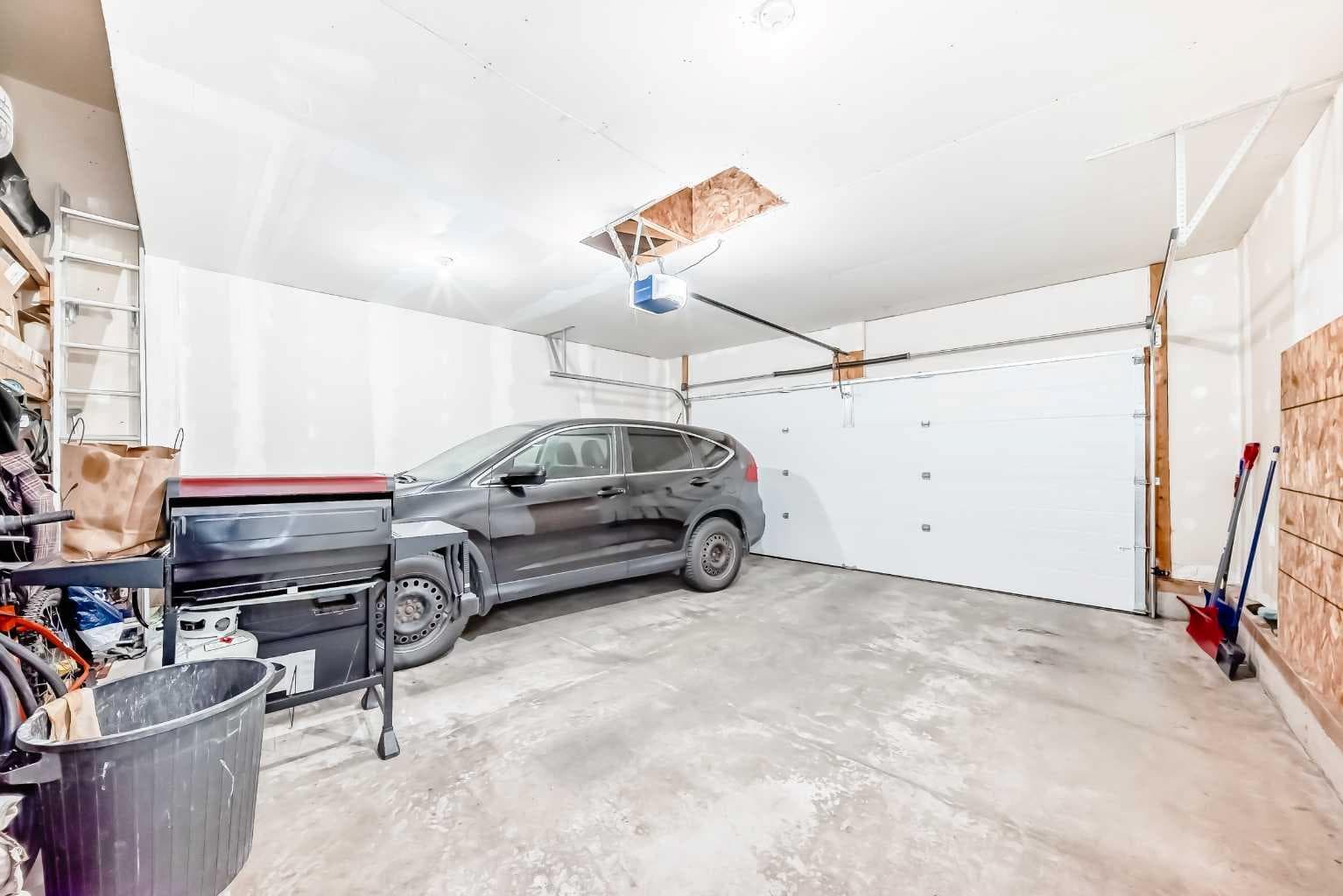 148 Saddlecrest Gardens NE