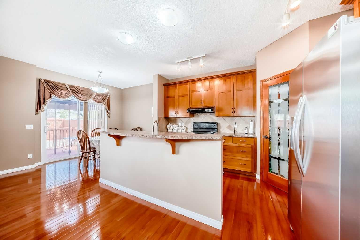 148 Saddlecrest Gardens NE