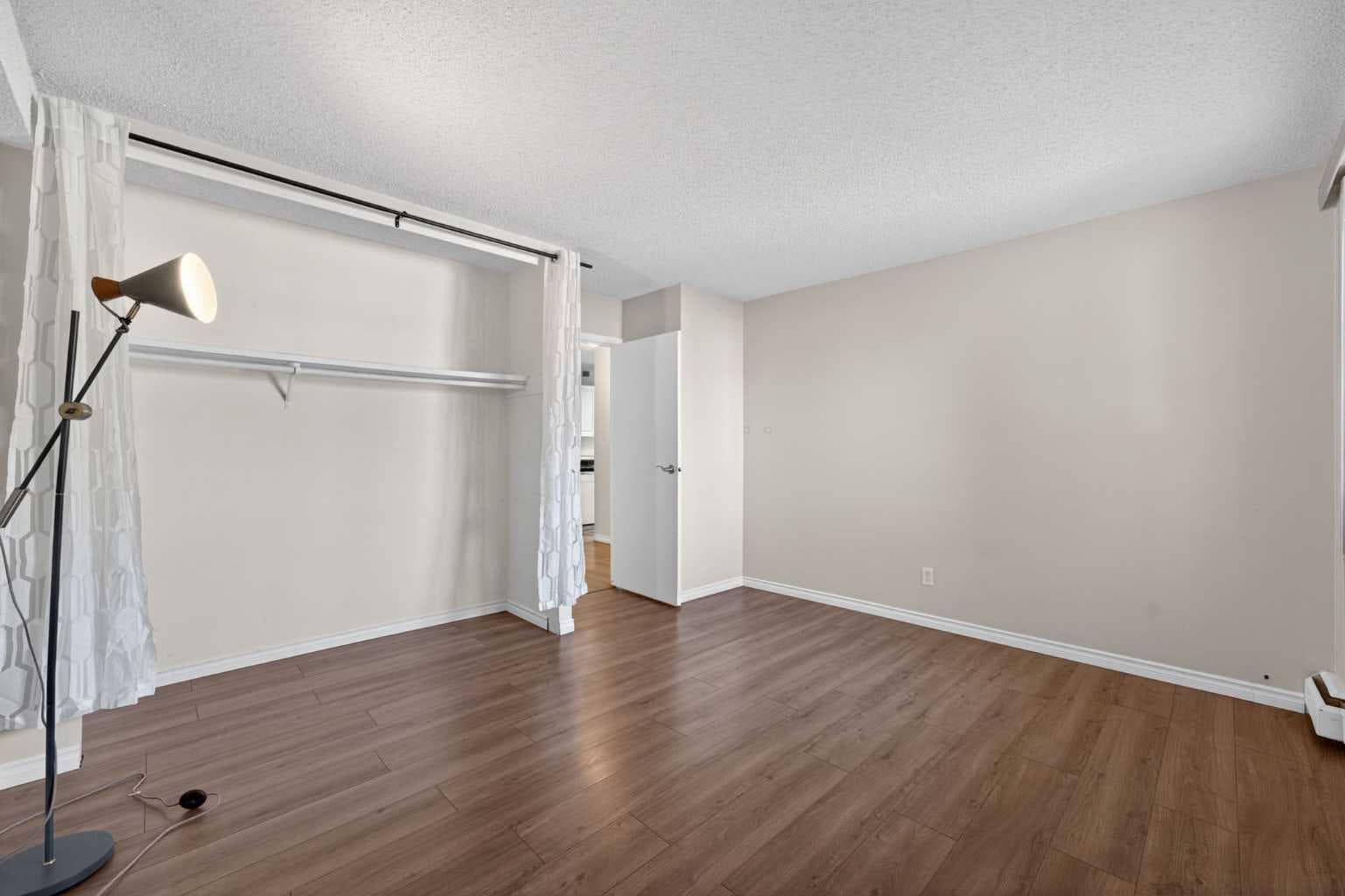 83E, 231 Heritage Drive SE