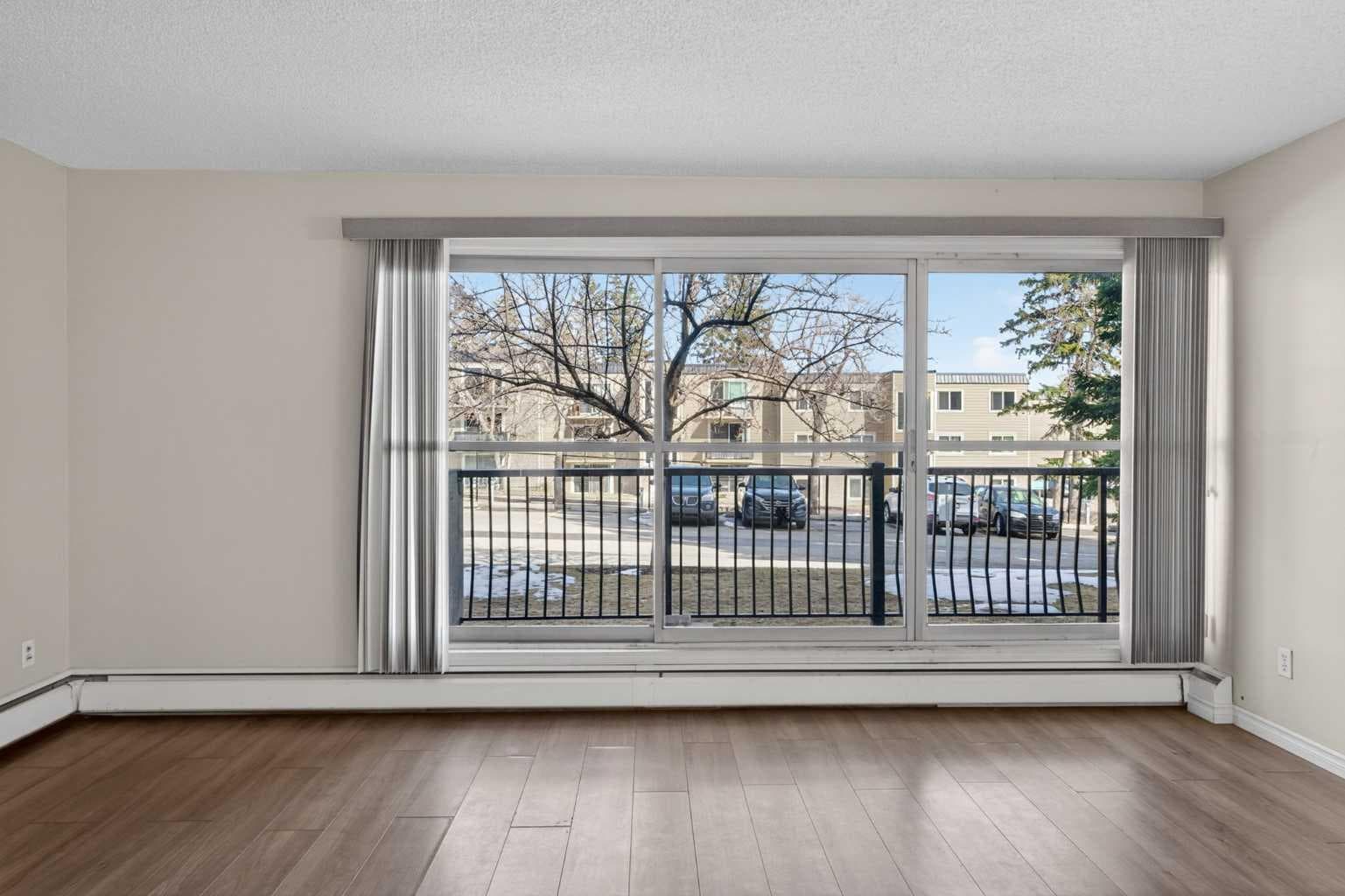 83E, 231 Heritage Drive SE