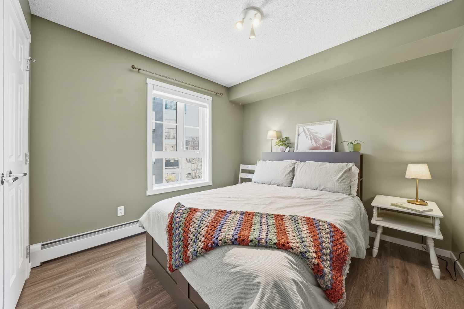 4201, 279 Copperpond Common SE