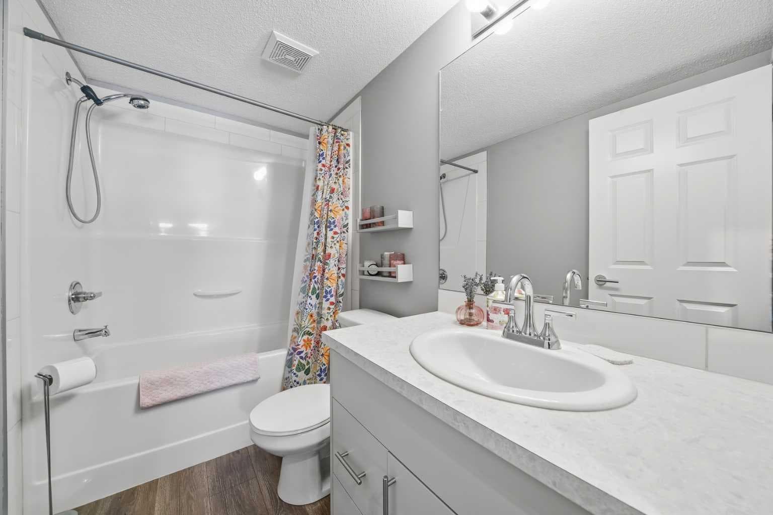4201, 279 Copperpond Common SE