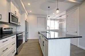 241 Cobblestone Gate SW