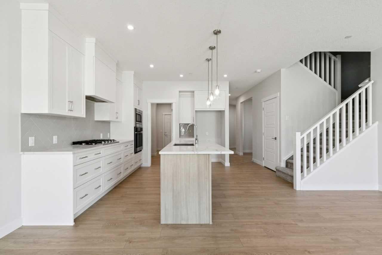 322 Hotchkiss Common SE