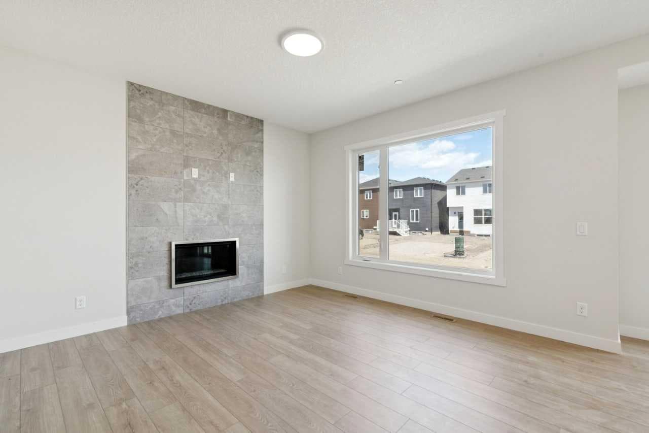 322 Hotchkiss Common SE