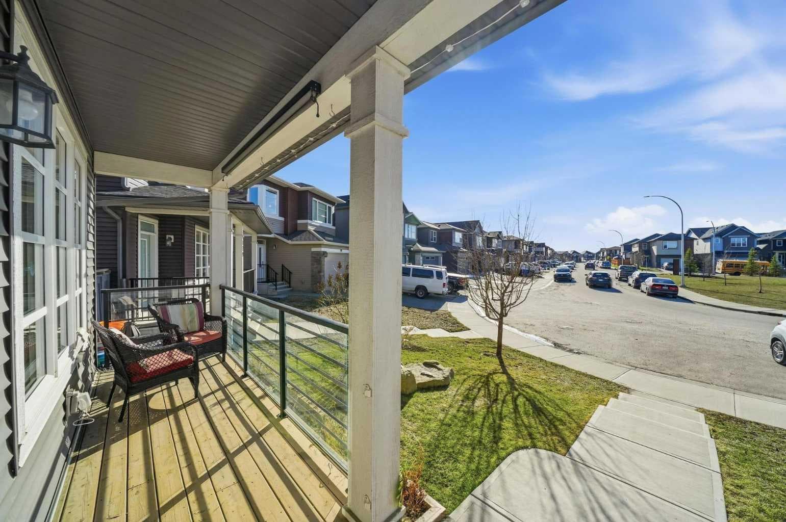 183 Savanna Parade NE