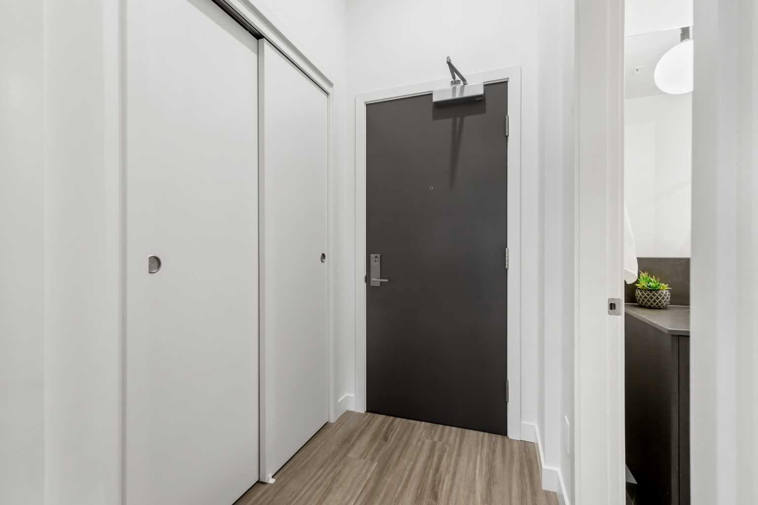 Package #1, 730 2 Avenue SW