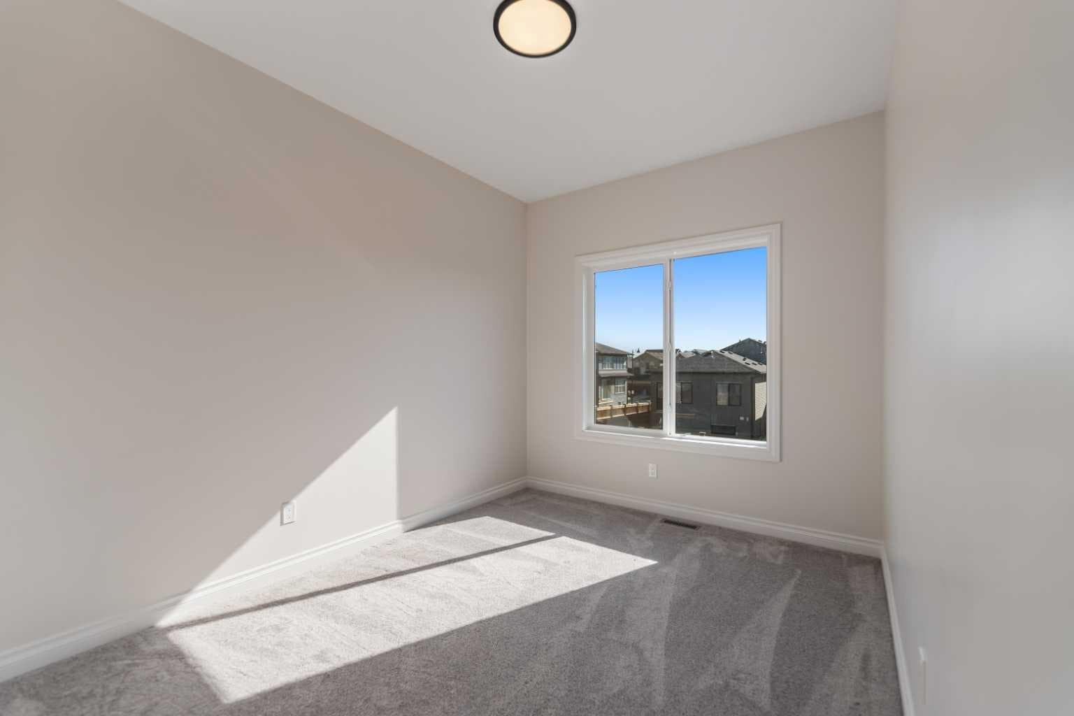 90 Homestead Circle NE