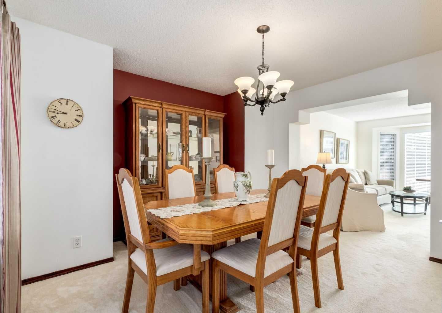 83 Gleneagles Close 