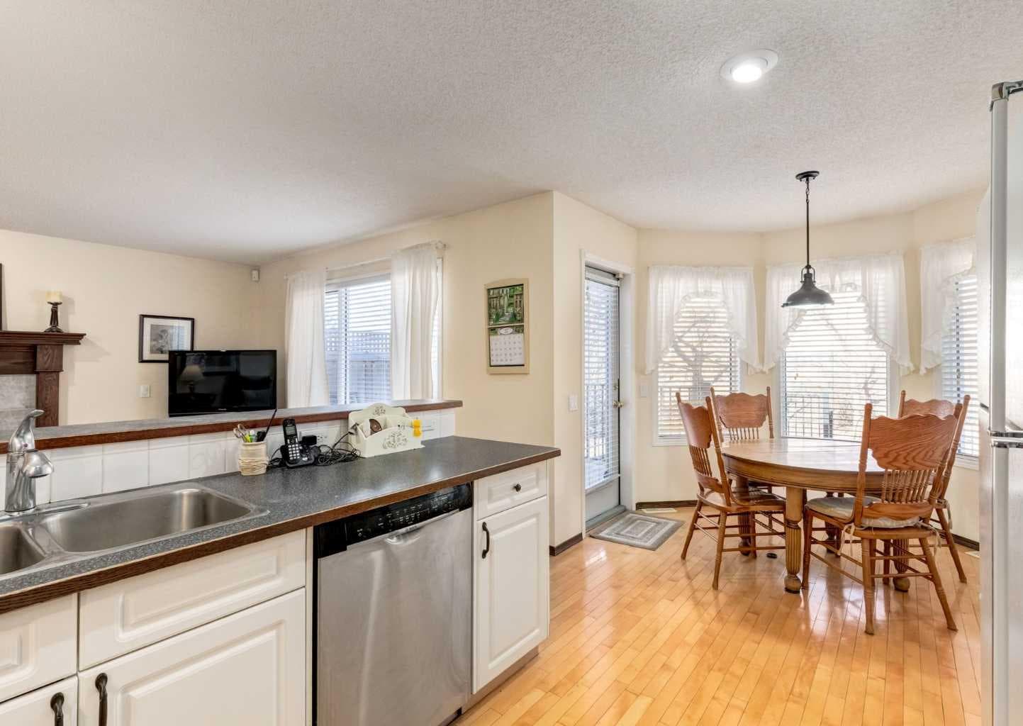 83 Gleneagles Close 
