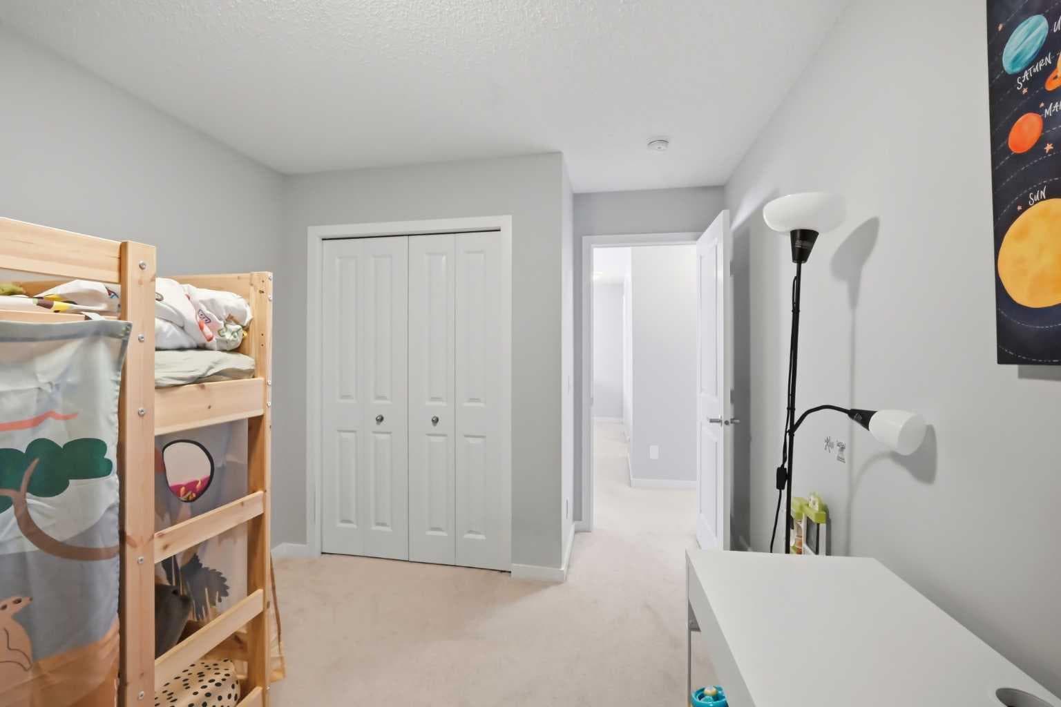 186 Carringvue Park NW