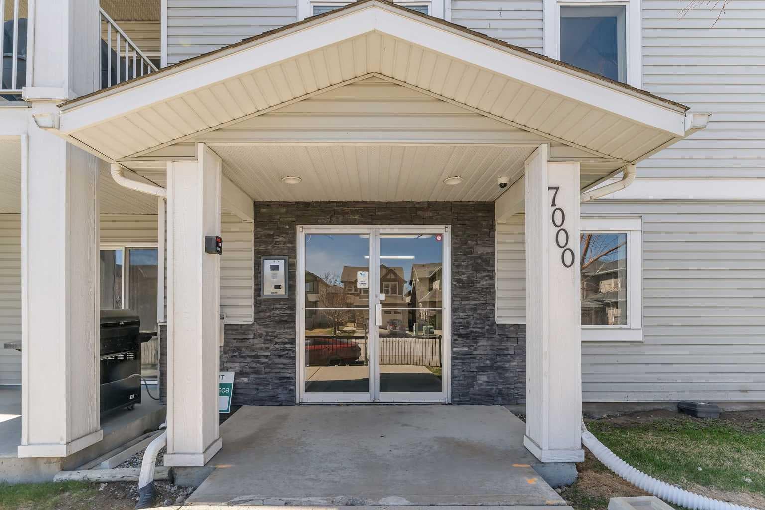 106, 7106 Valleyview Park SE