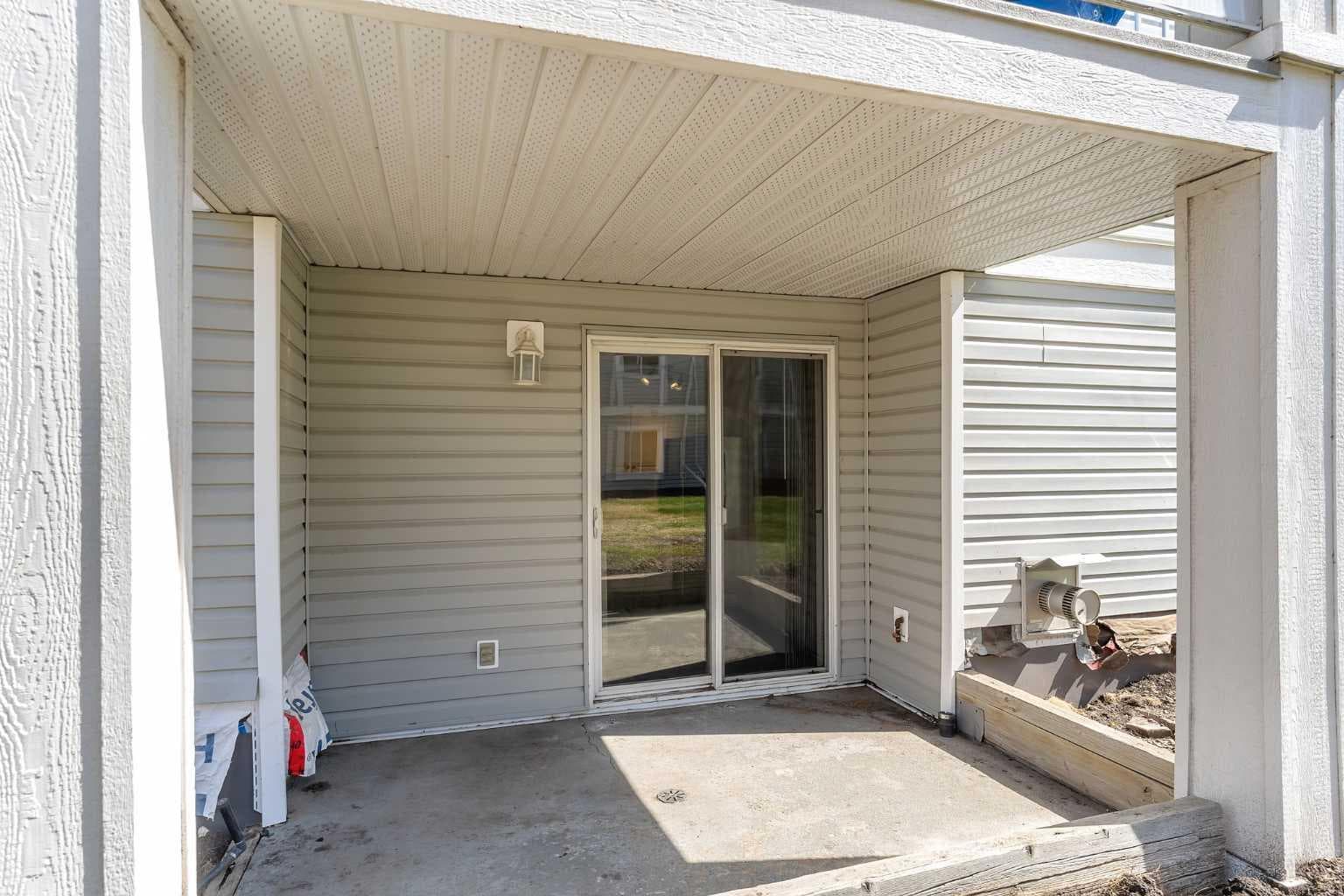 106, 7106 Valleyview Park SE