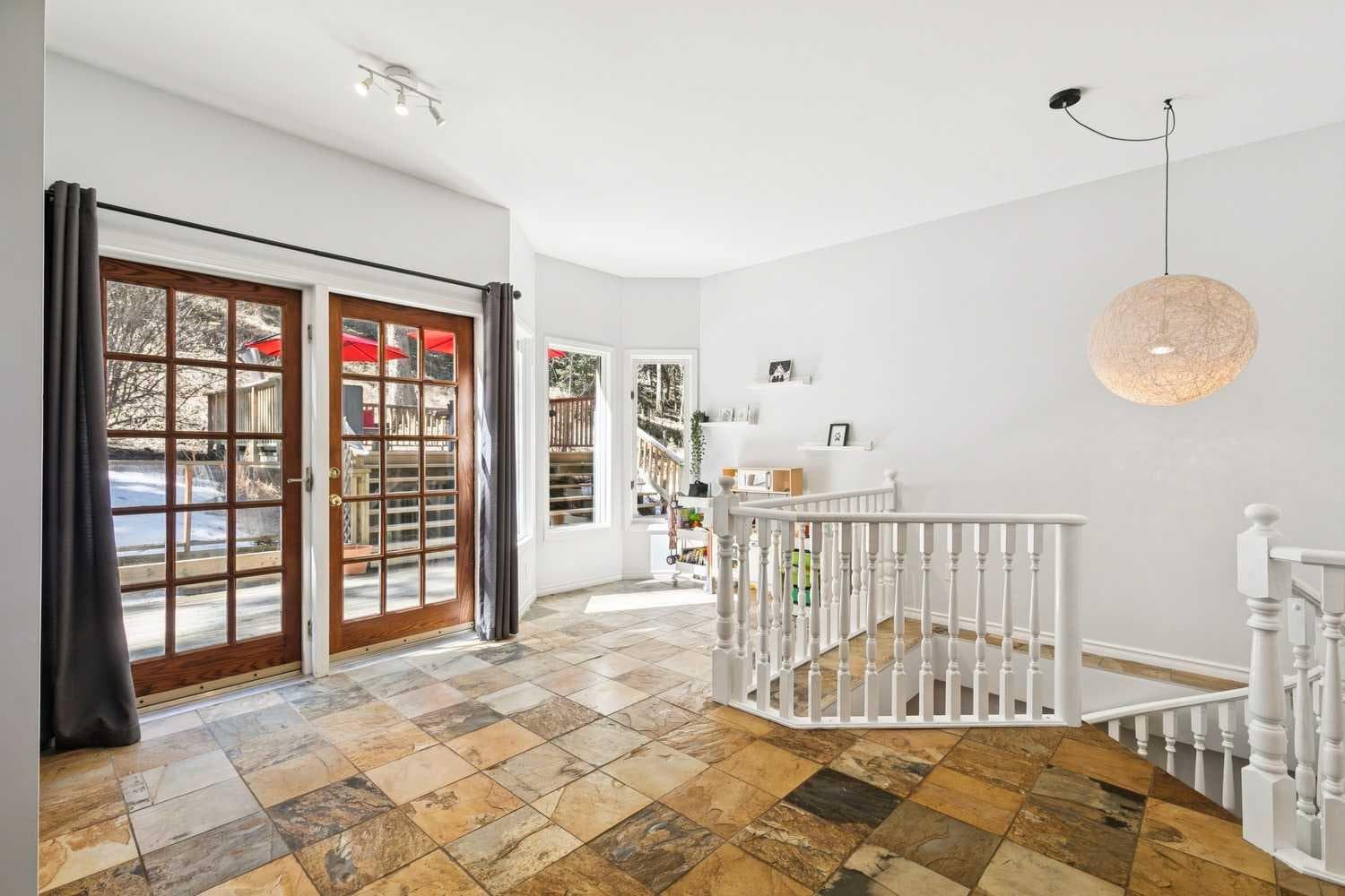 241 Mountain Lion Drive 