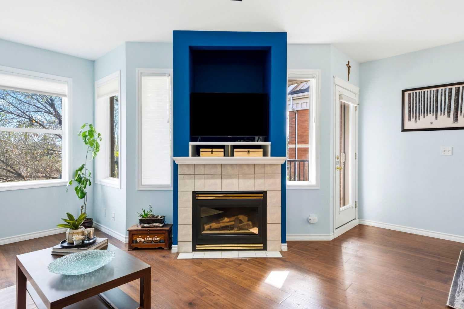 207, 60 Promenade Way SE