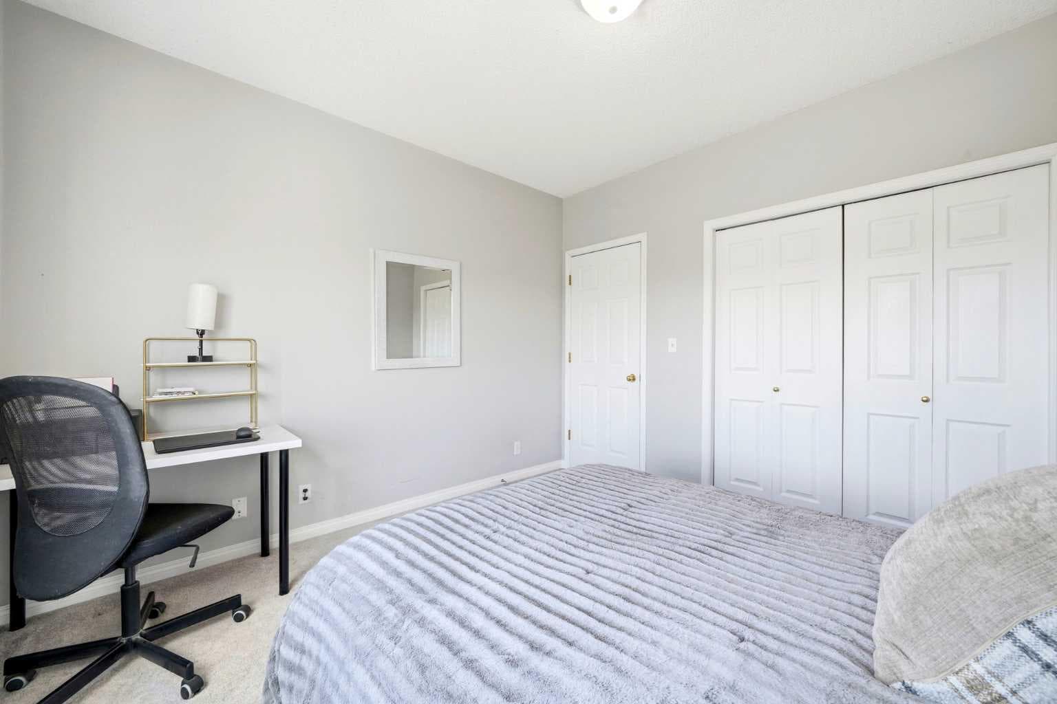 207, 60 Promenade Way SE