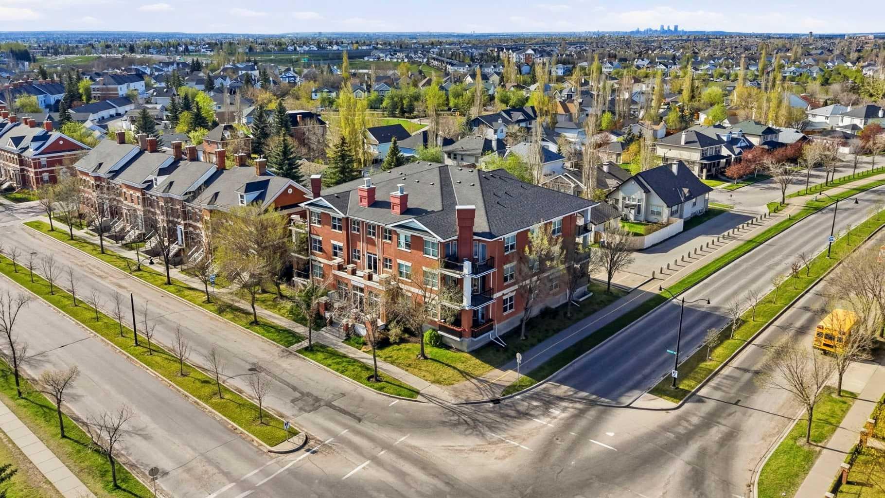 207, 60 Promenade Way SE