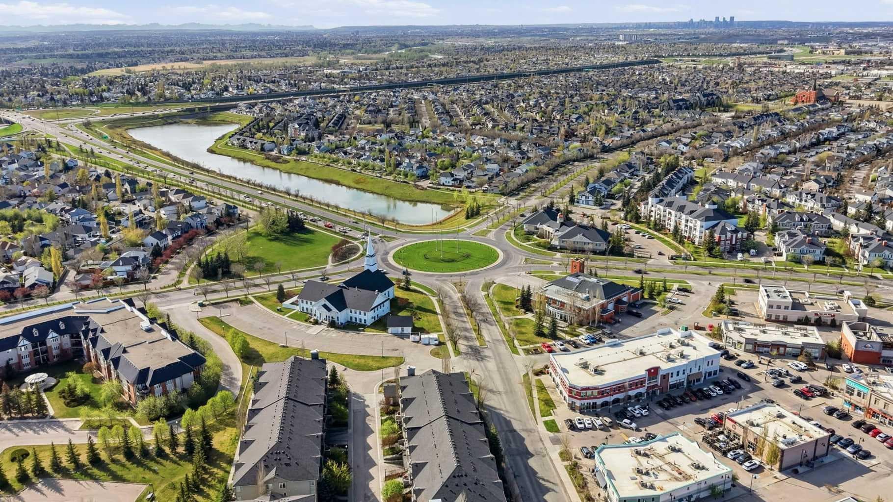 207, 60 Promenade Way SE