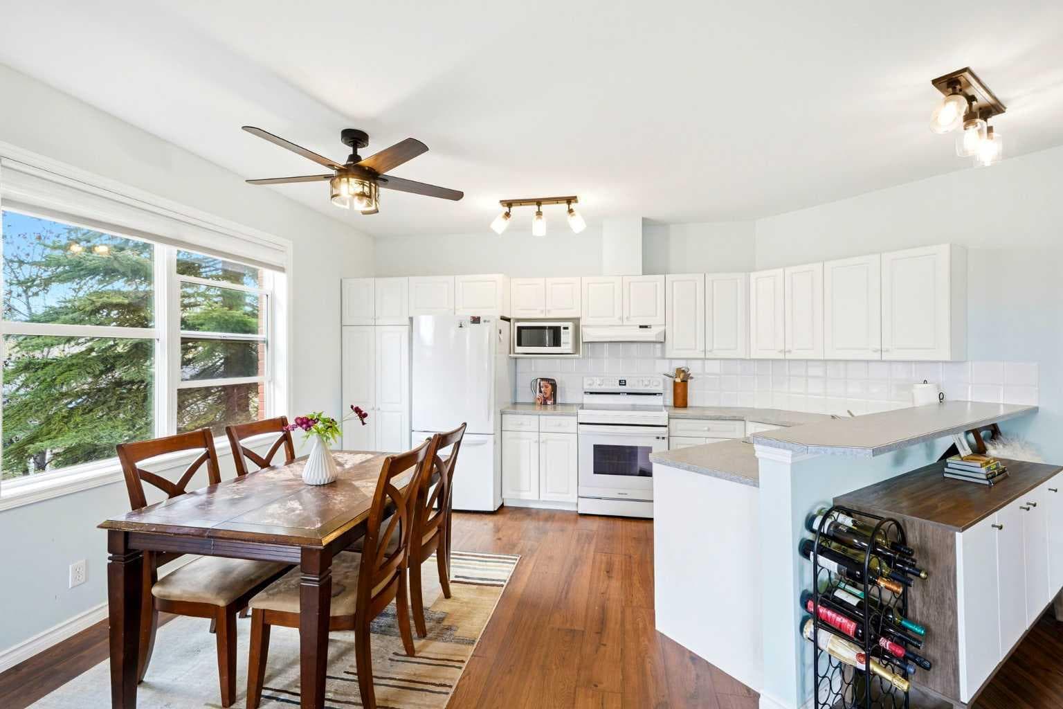 207, 60 Promenade Way SE