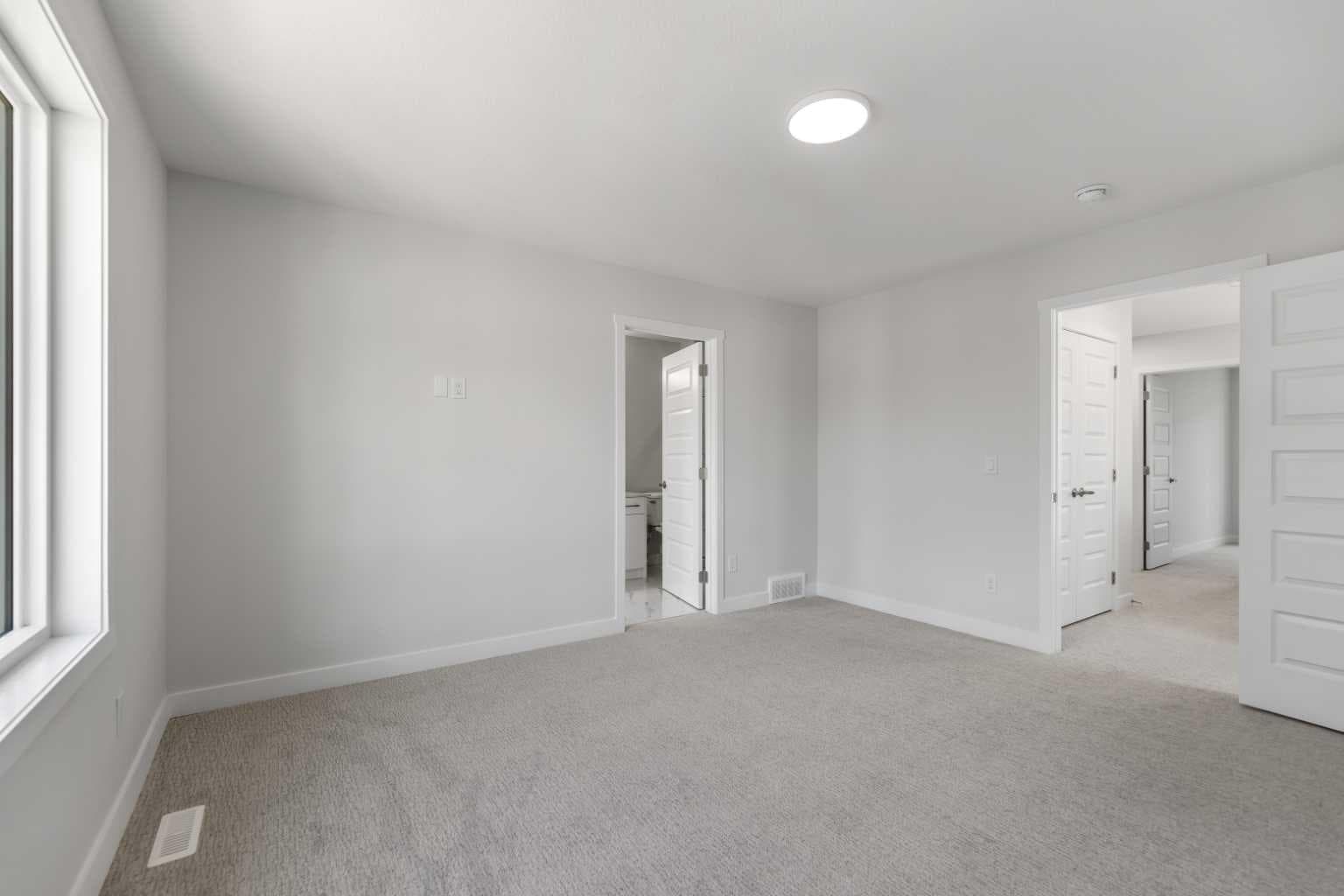 803, 90 Corner Meadows Manor NE