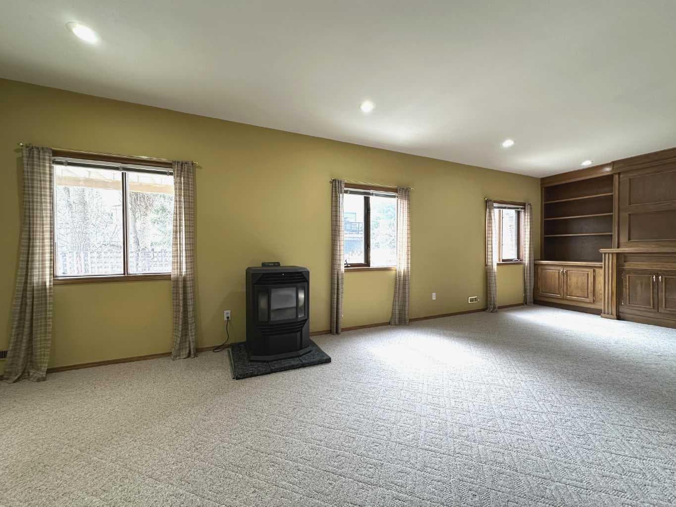 59 Edgebrook Circle NW