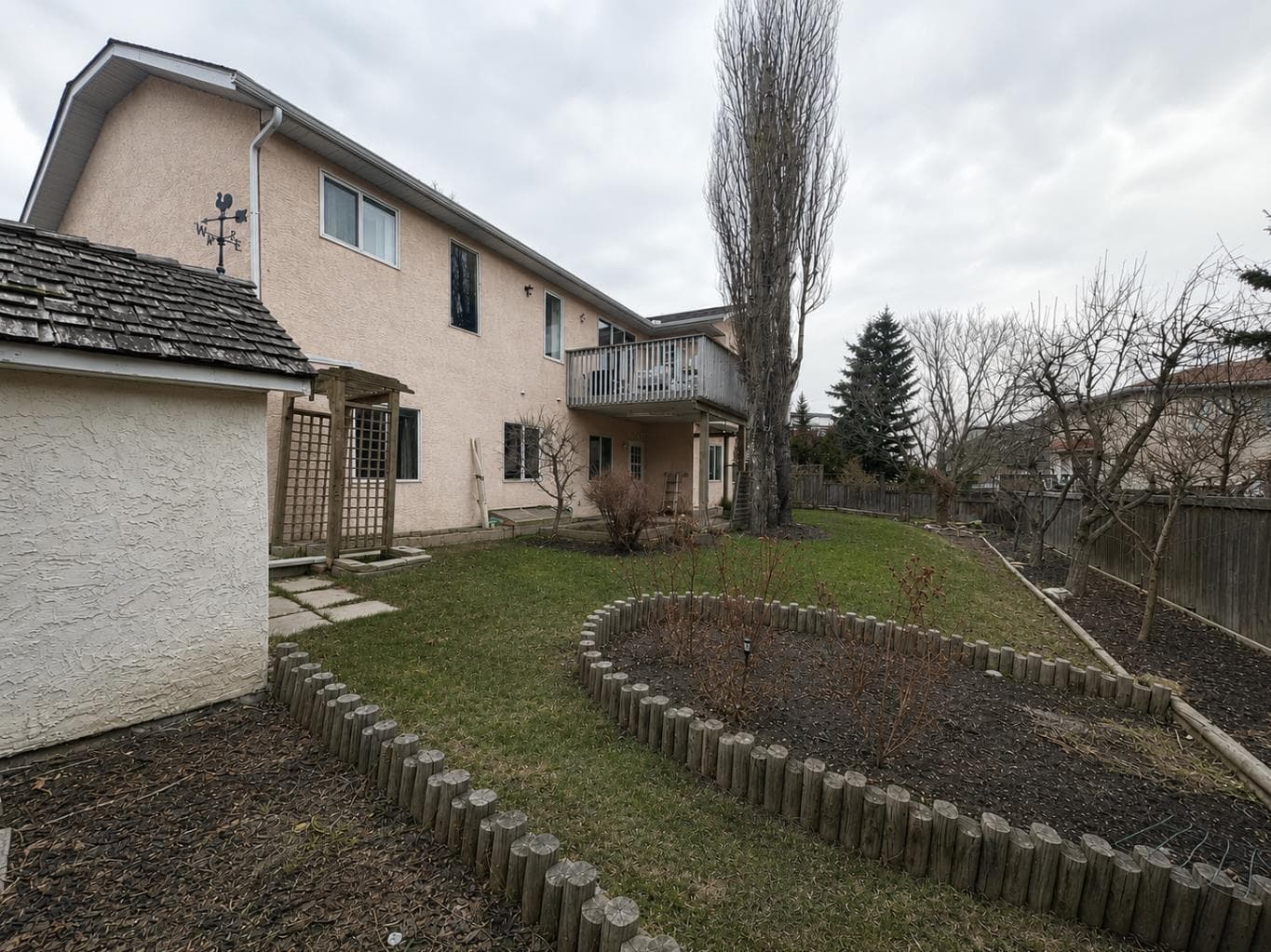 59 Edgebrook Circle NW