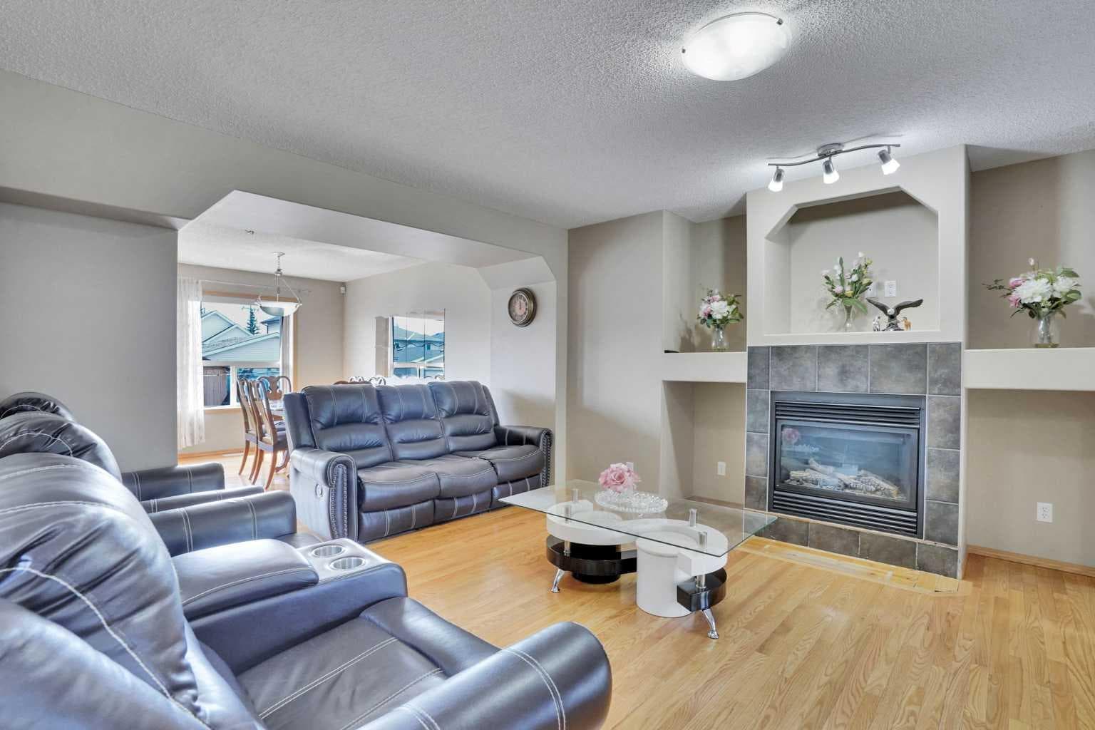75 Taralea Crescent NE