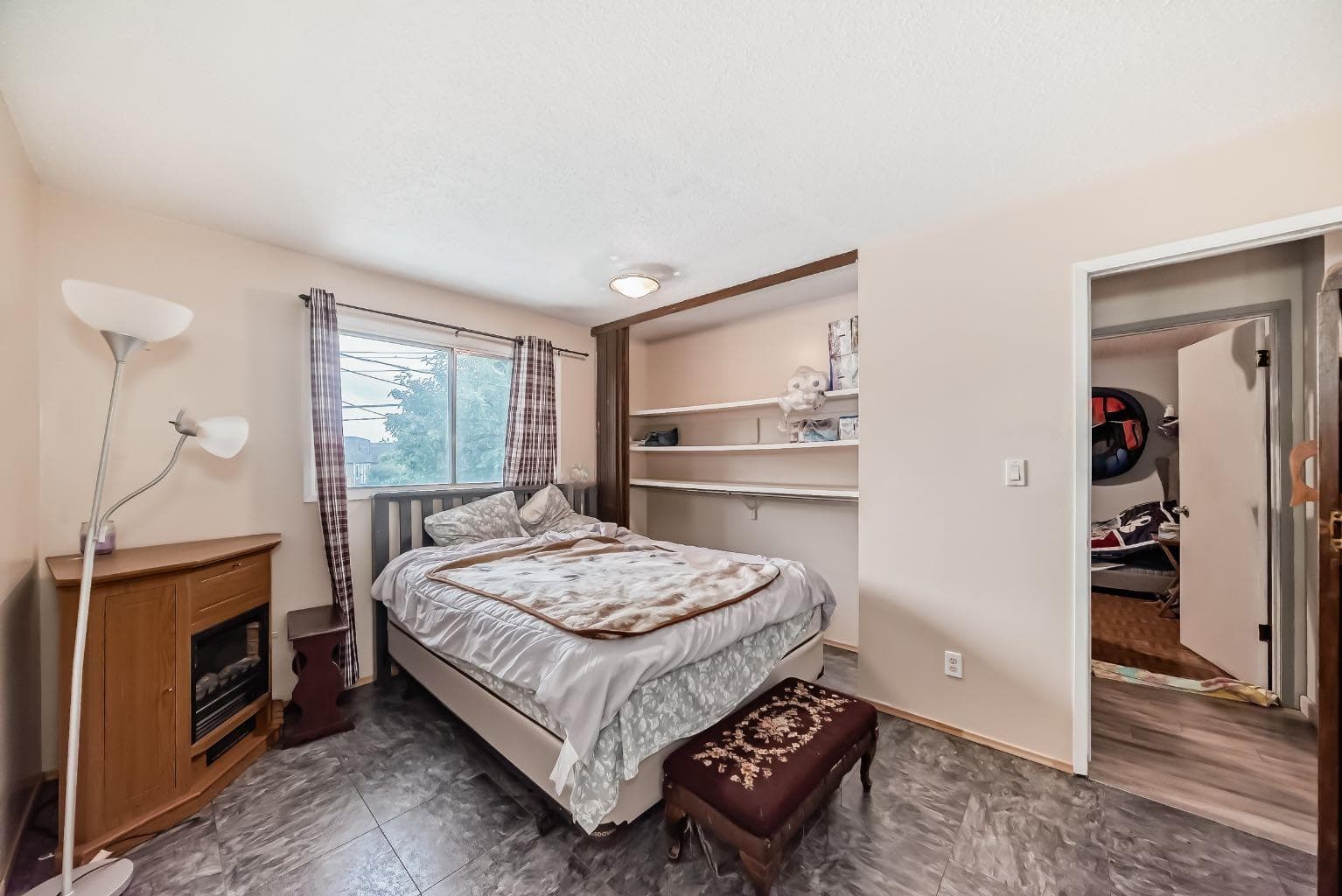 129 Dovertree Place SE