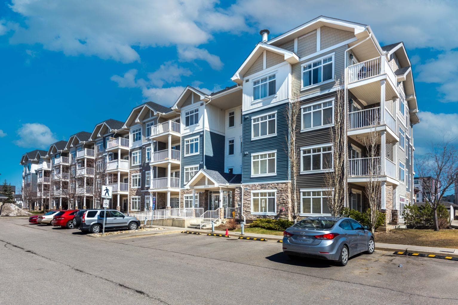 2207, 155 Skyview Ranch Way NE