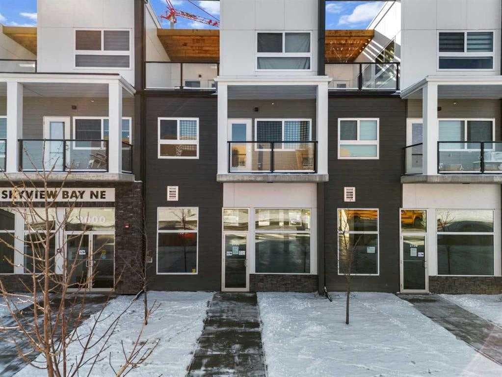 2185, 151 Sky View Bay NE