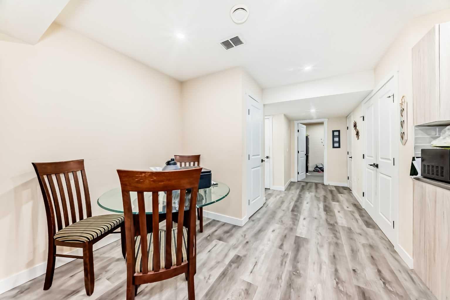 345 Marquis Landing SE