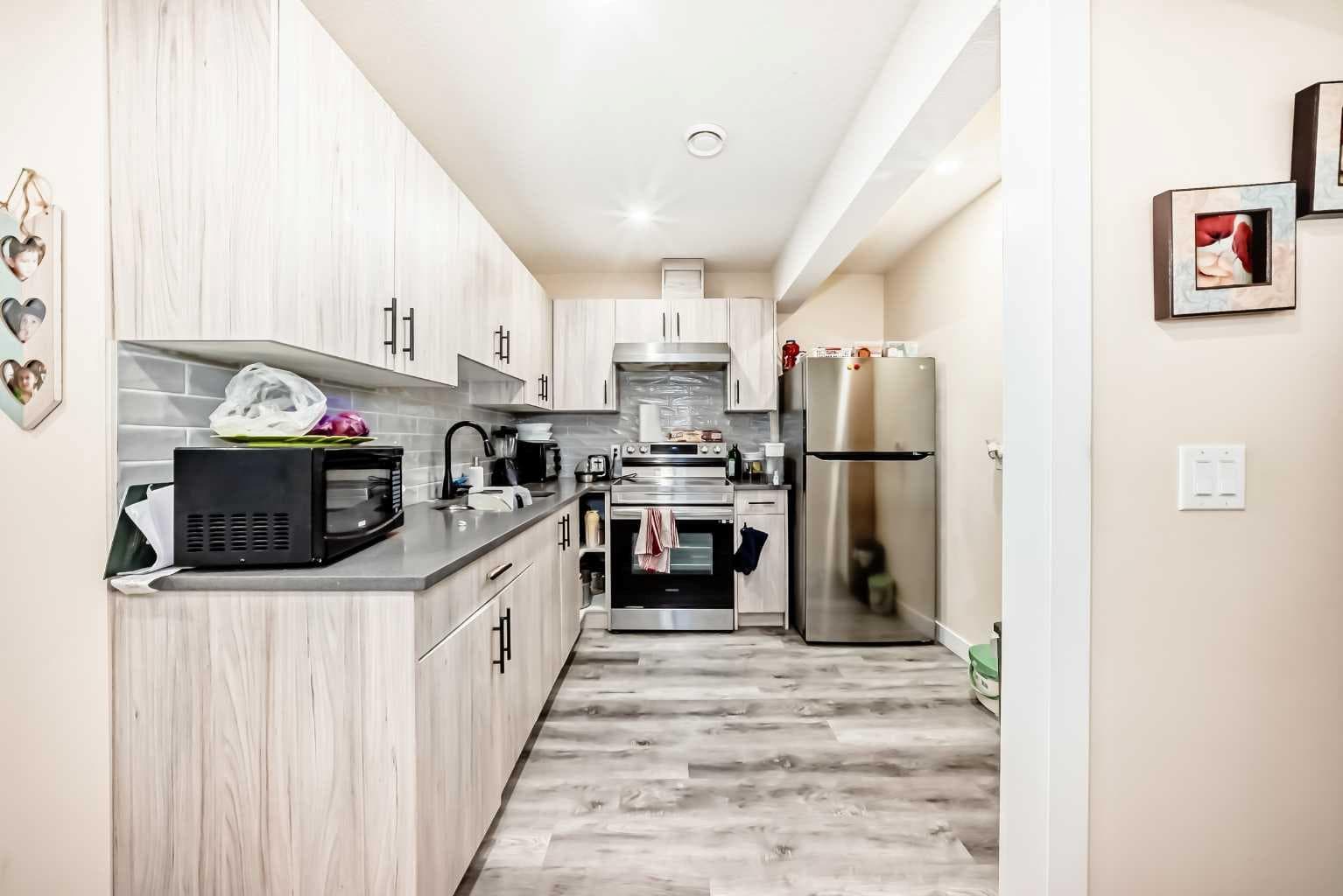 345 Marquis Landing SE