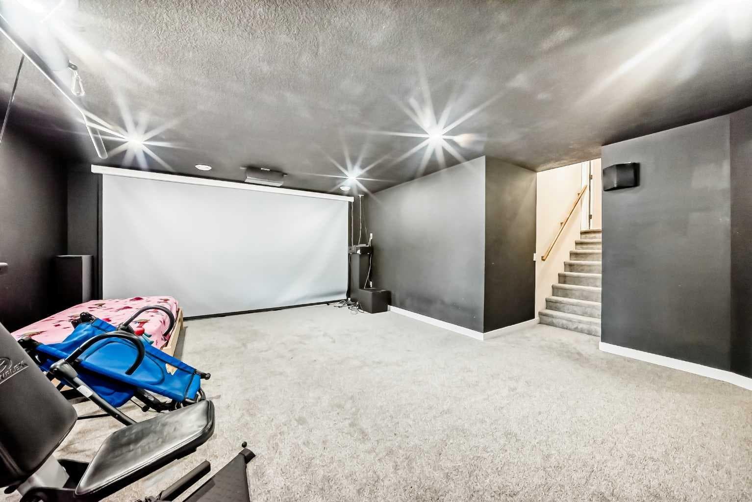 345 Marquis Landing SE