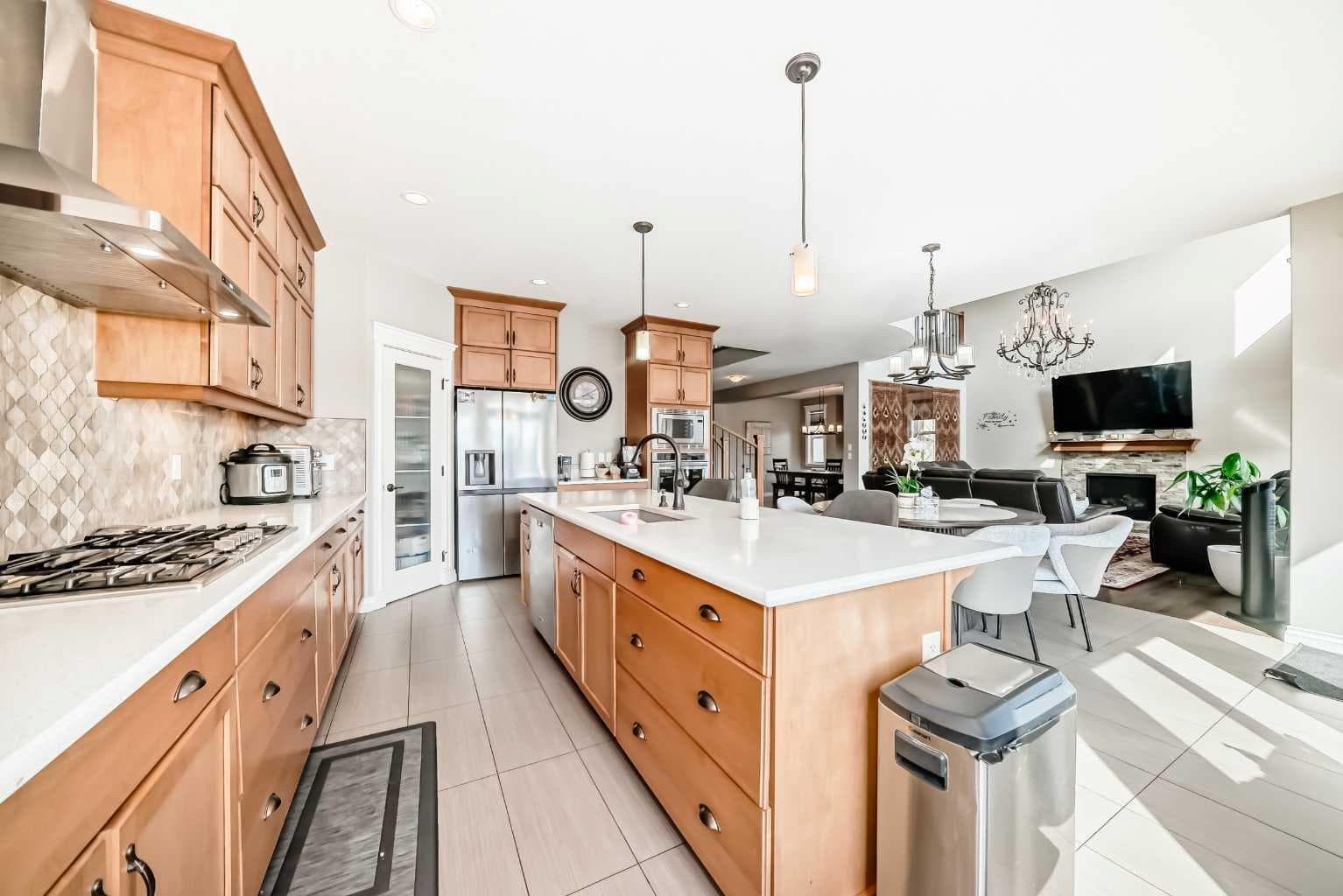 345 Marquis Landing SE
