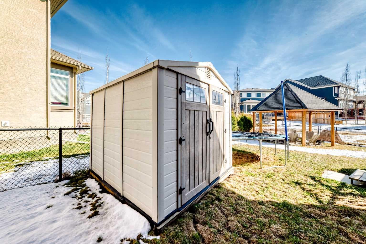 345 Marquis Landing SE