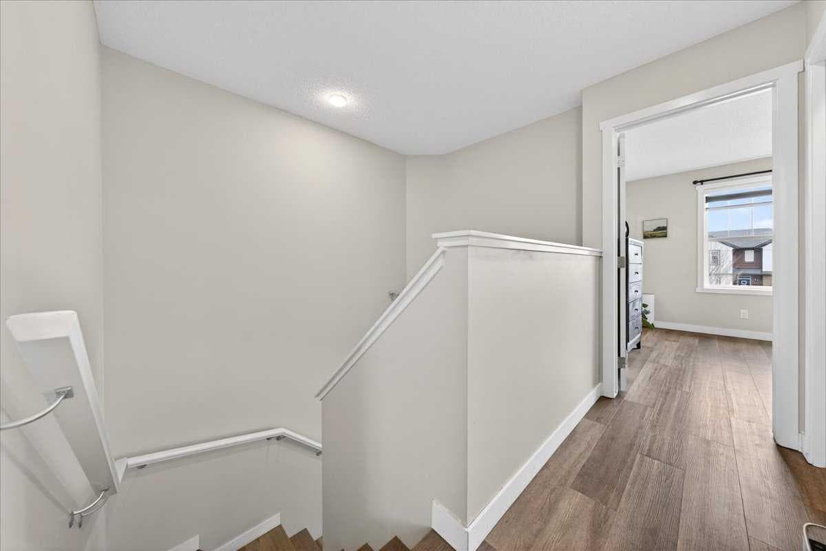 1325 Walden Drive SE