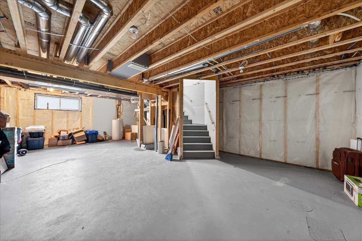 1325 Walden Drive SE